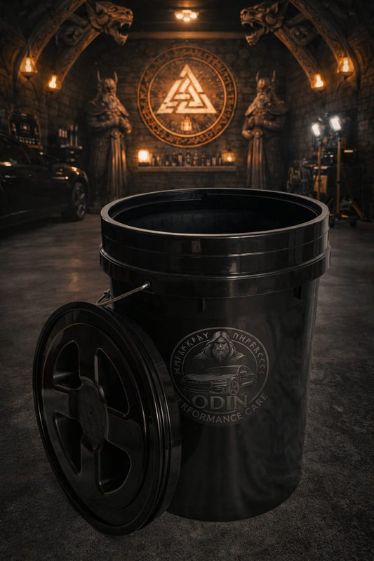Odin Performance Wasch- & Schaumeimer – Nordic Wash Bucket 35 L für kontrollierte Premium-Fahrzeugpflege